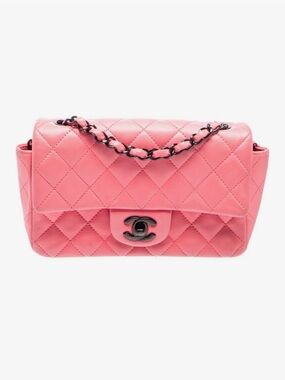 CHANEL Pink Quilted Classic Flap Shoulder Bag with Chain